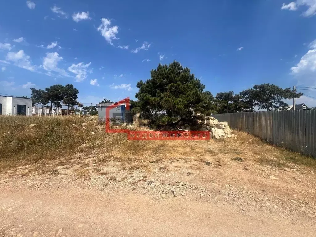 Участок в Севастополь Янтарь садоводческое товарищество,  (4.0 сот.) - Фото 2