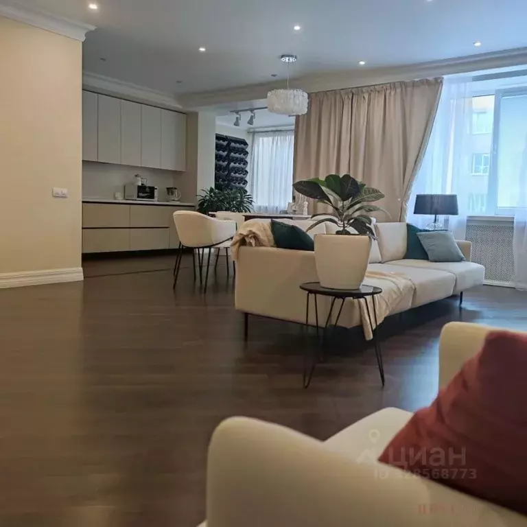 4-к кв. Воронежская область, Воронеж Студенческая ул., 12А (199.0 м) - Фото 1