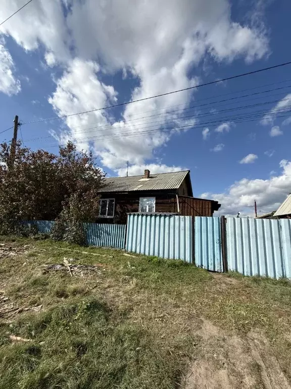 Дом в Иркутская область, Нукутский муниципальный округ, пос. ... - Фото 1