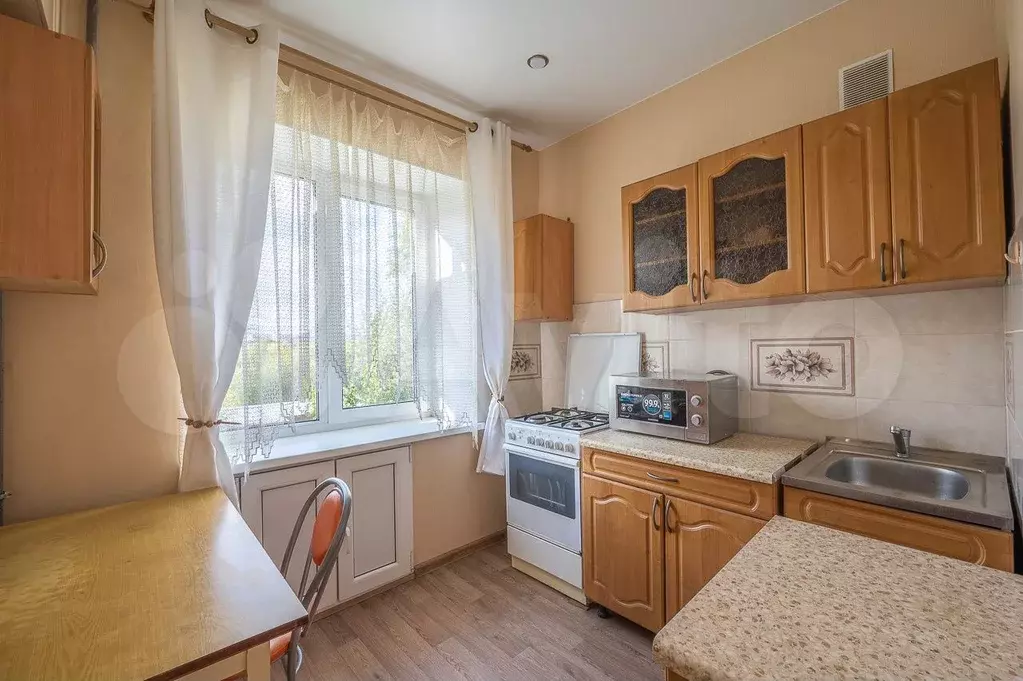 1-к. квартира, 31,8 м, 4/4 эт. - Фото 0
