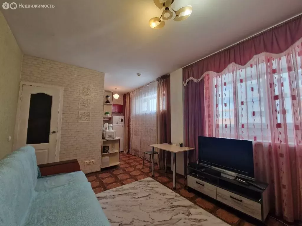 Квартира-студия: Волгоград, улица 51-й Гвардейской Дивизии, 30Б (27 м) - Фото 1