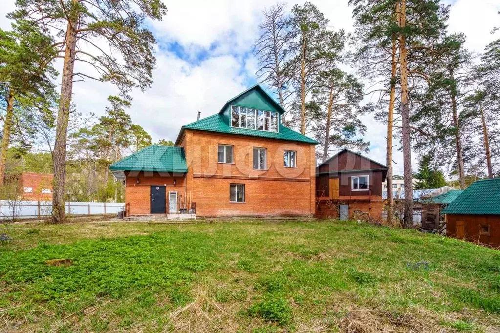 Коттедж в Томская область, Томск пос. Басандайка, ул. Грибная (370 м) - Фото 0