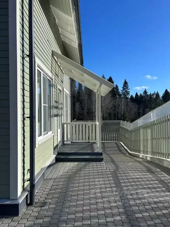 Дом в Ленинградская область, Выборгский район, Полянское с/пос, пос. ... - Фото 2