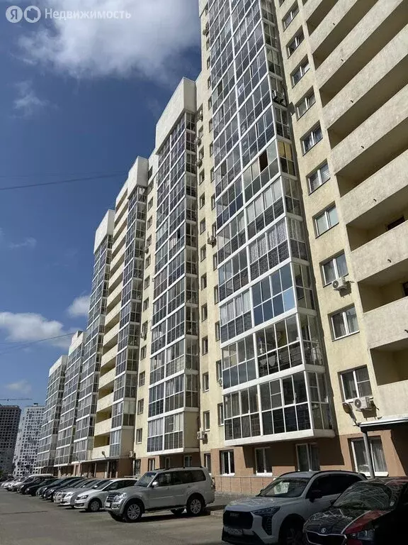 Квартира-студия: Екатеринбург, Рощинская улица, 27 (26 м) - Фото 0