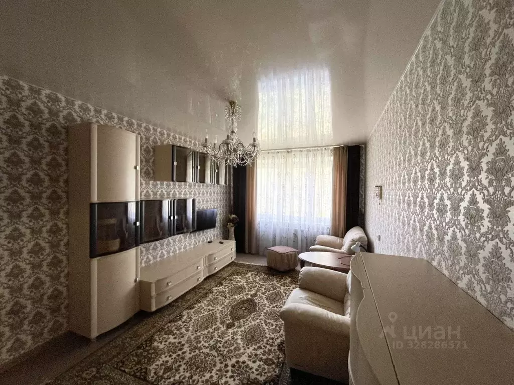 2-к кв. Псковская область, Псков Красноармейская ул., 14А (52.0 м) - Фото 1