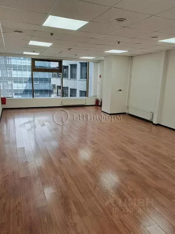 Офис в Санкт-Петербург пл. Александра Невского, 2Е (179 м) - Фото 1