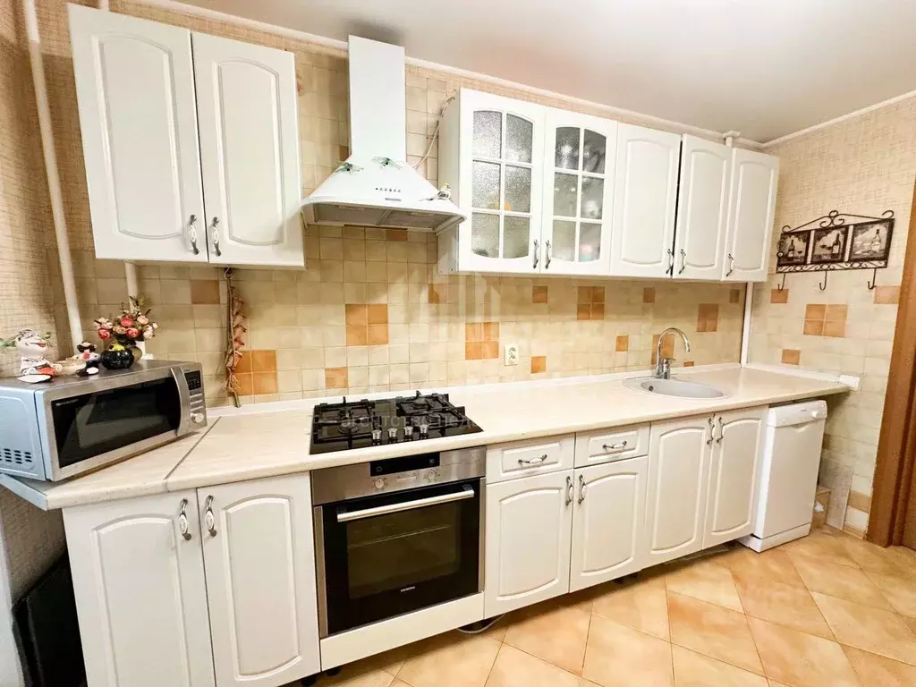3-к кв. Брянская область, Брянск Московский мкр, 44 (90.0 м) - Фото 0