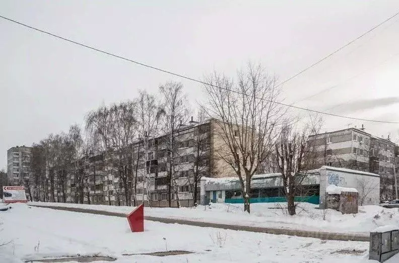 Помещение свободного назначения в Татарстан, Казань ул. Братьев ... - Фото 0