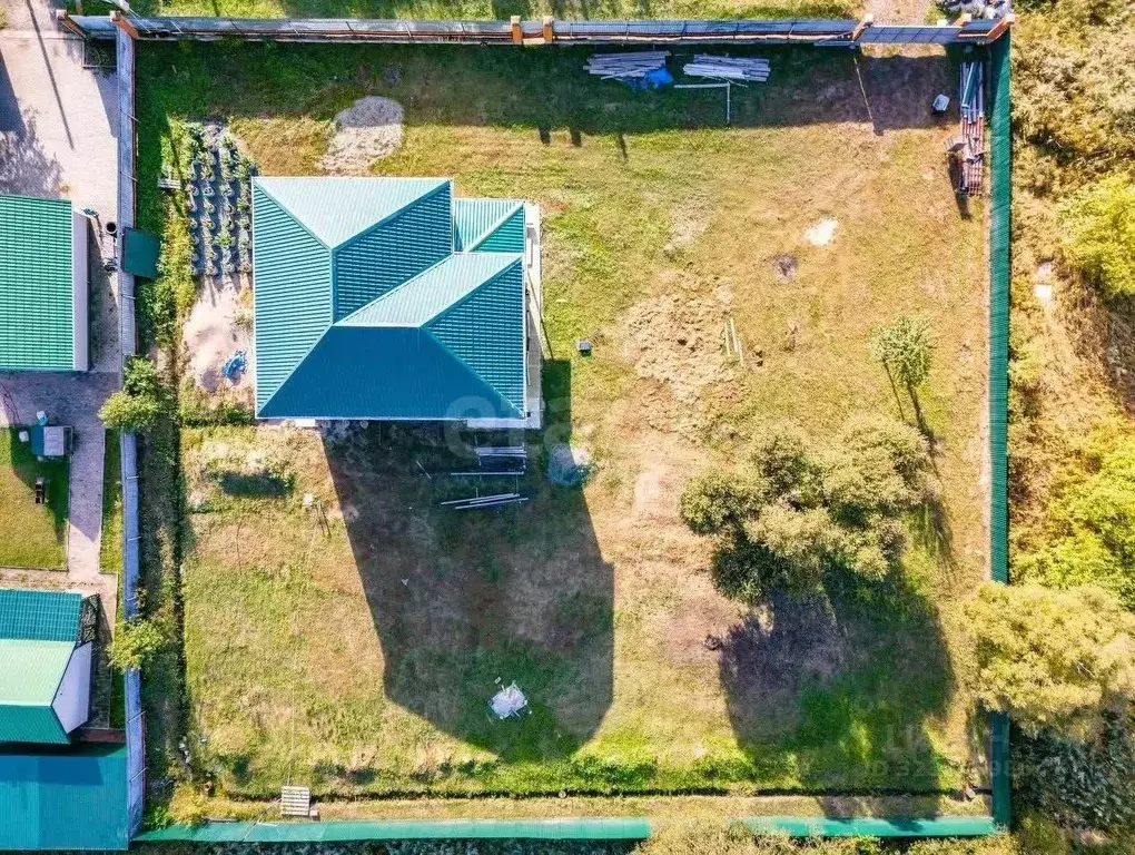 Дом в Еврейская автономная область, Смидовичский район, пос. ... - Фото 1