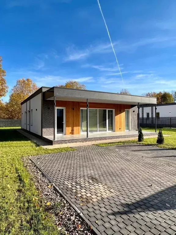 Дом в Ленинградская область, Ломоносовский район, Низинское с/пос, д. ... - Фото 1