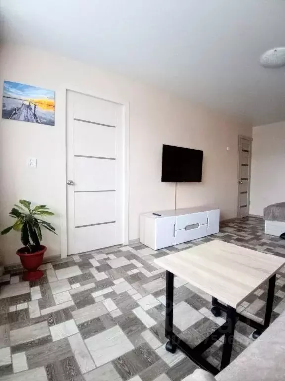 1-к кв. Пермский край, Лысьва ул. Орджоникидзе, 10Е (45.0 м) - Фото 0