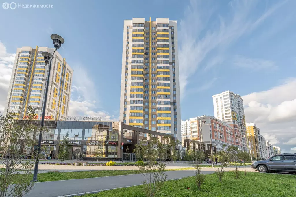 3-комнатная квартира: Екатеринбург, улица Павла Шаманова, 5/3 (80 м) - Фото 0