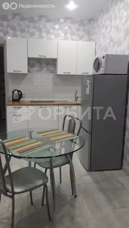 1-комнатная квартира: Тюмень, улица Мельникайте, 144А (38 м) - Фото 1