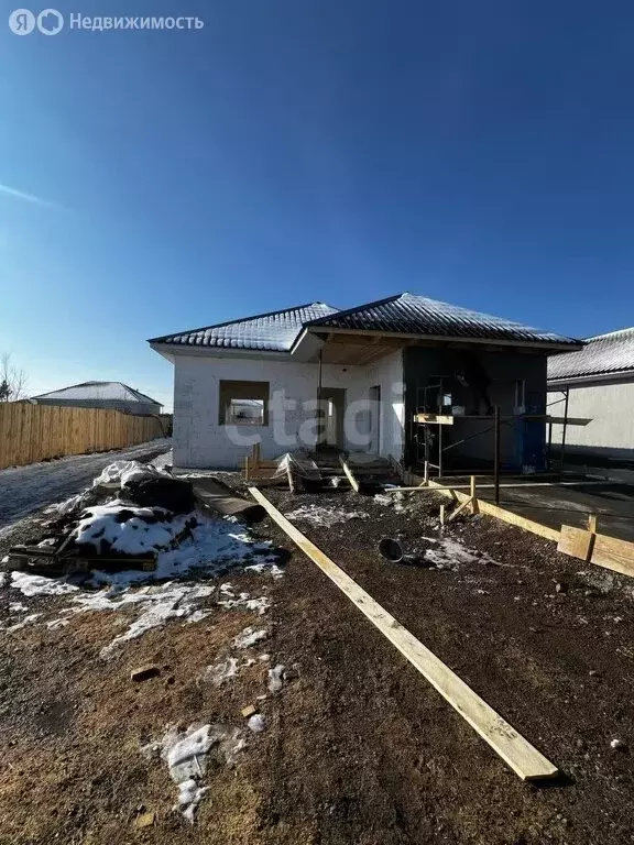 Дом в село Белый Яр, Восточная улица (112 м) - Фото 1