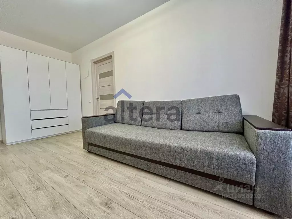 2-к кв. Татарстан, Казань ул. Рауиса Гареева, 105Б (48.0 м) - Фото 1