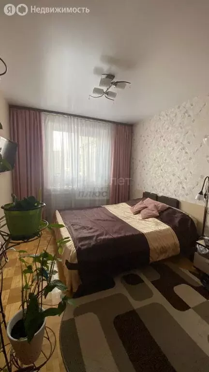 3-комнатная квартира: Ижевск, улица Степана Разина, 60 (66 м) - Фото 1