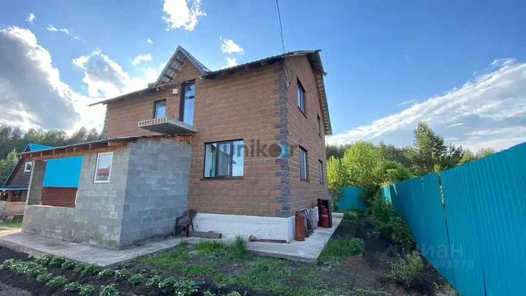 Дом в Башкортостан, Уфа № 43 ОСТ ОАО УМПО КС, 100 (141 м) - Фото 0
