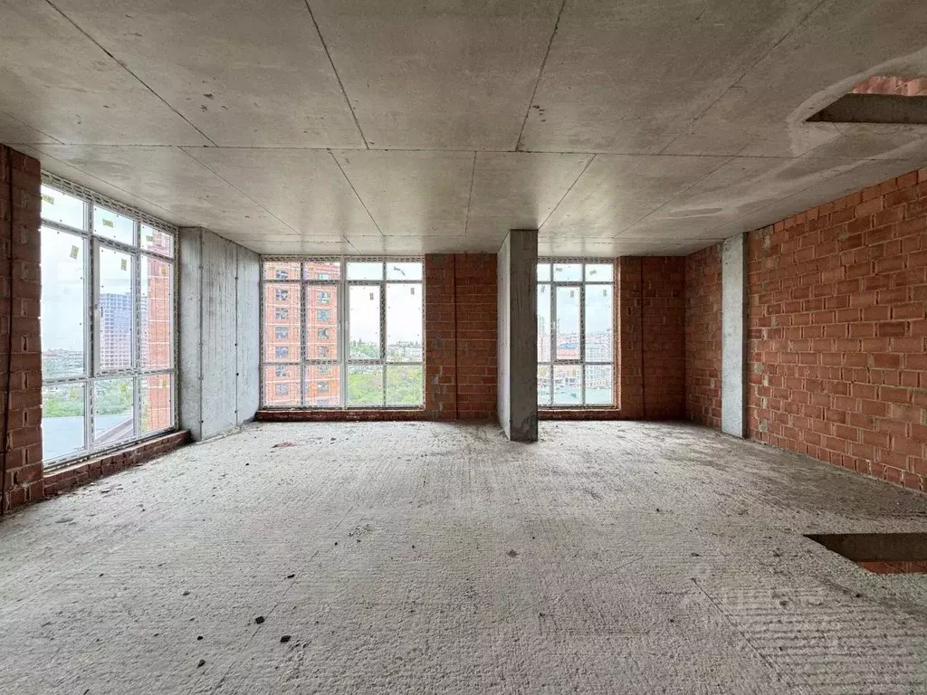 2-к кв. Кабардино-Балкария, Нальчик ул. Атажукина, 147А (70.3 м) - Фото 2