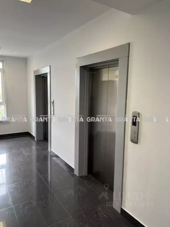 Офис в Красноярский край, Красноярск ул. Молокова, 37А (17 м) - Фото 2