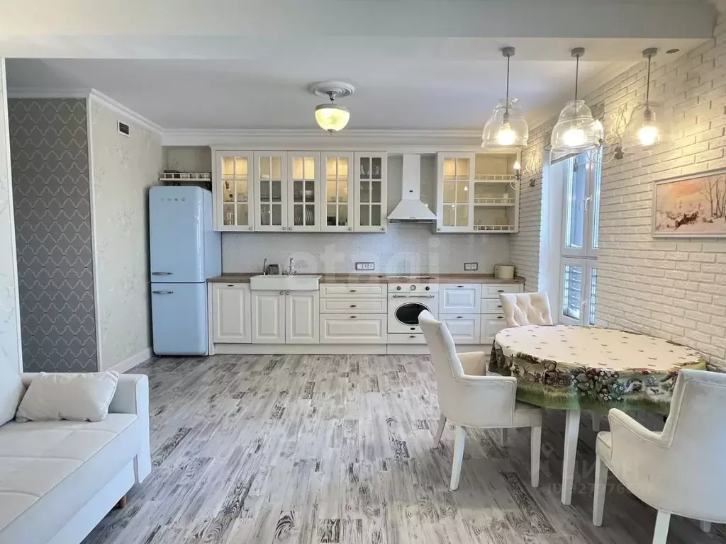 2-к кв. Ямало-Ненецкий АО, Новый Уренгой Дружба мкр, 6/2 (84.0 м) - Фото 1