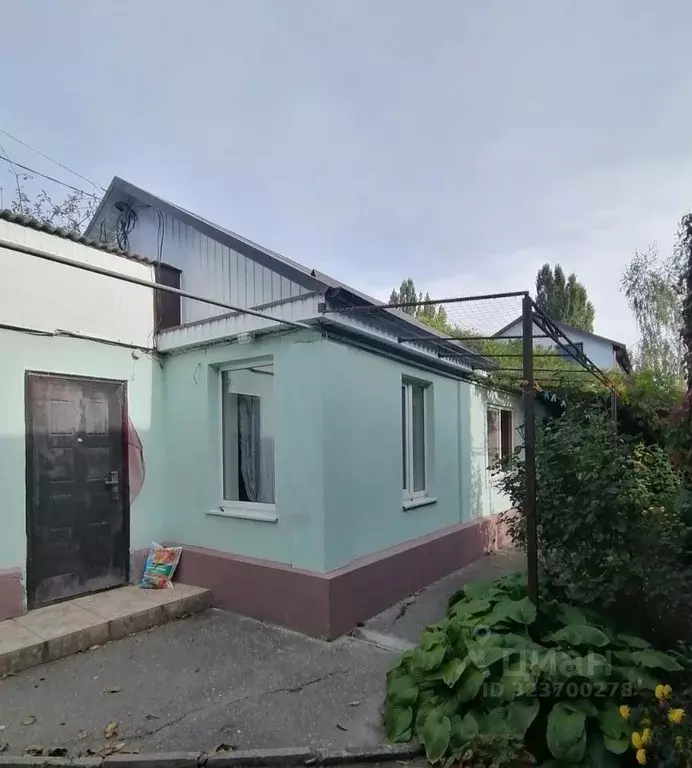 Дом в Ставропольский край, Предгорный муниципальный округ, пос. ... - Фото 1