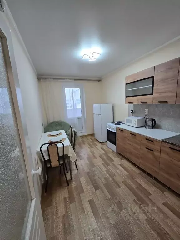 2-к кв. Татарстан, Набережные Челны 63-й комплекс, 13 (56.0 м) - Фото 0