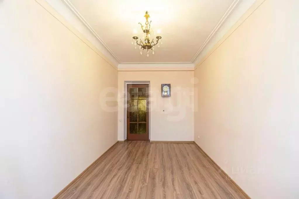 3-к кв. Севастополь ул. Большая Морская, 38 (72.4 м) - Фото 1