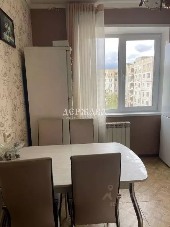 3-к кв. Белгородская область, Старый Оскол Макаренко мкр, 14к1 (63.0 ... - Фото 2