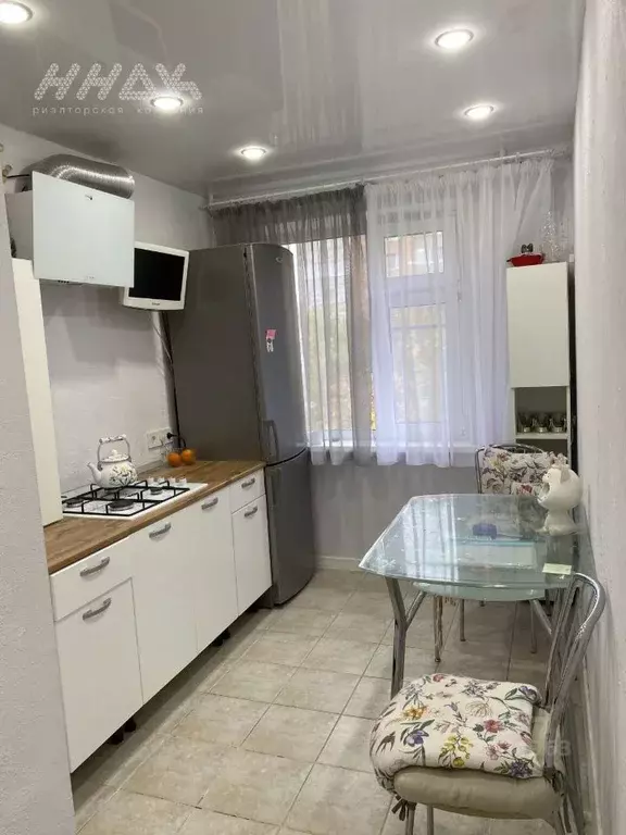 3-к кв. Нижегородская область, Нижний Новгород Донецкая ул., 2 (61.4 ... - Фото 0