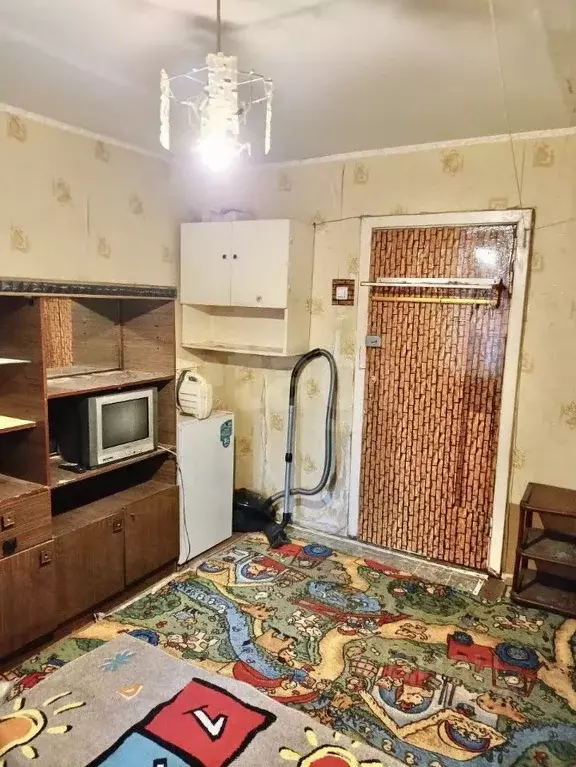 Комната Тюменская область, Тюмень ул. Республики, 218 (13.7 м) - Фото 1