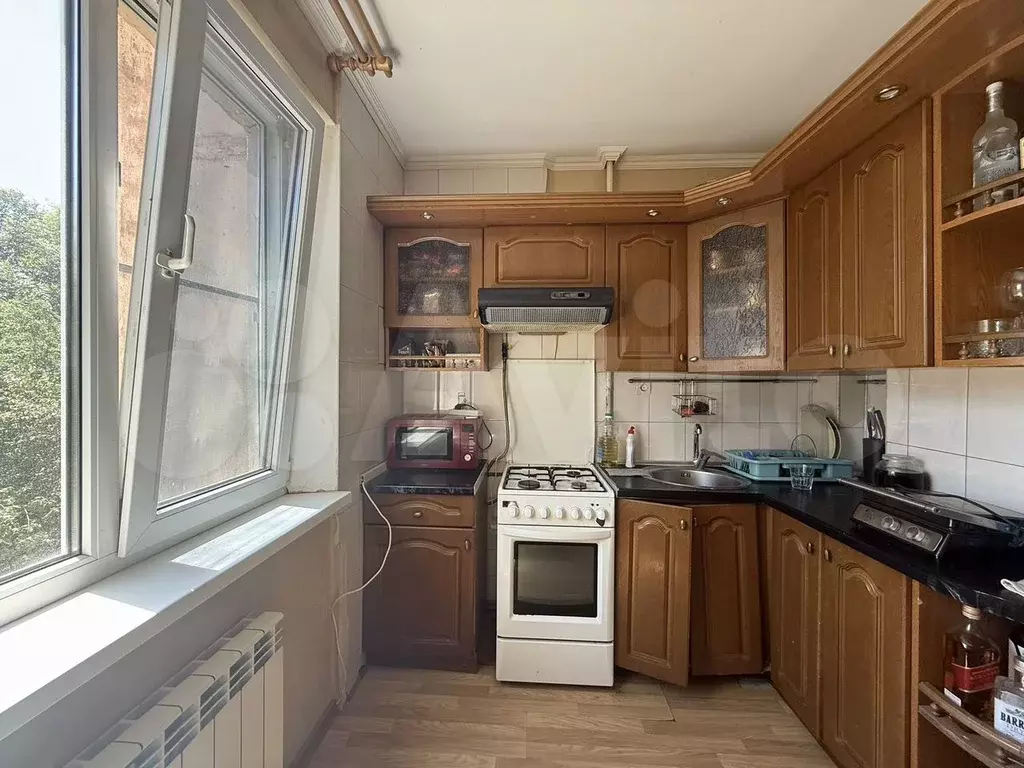 2-к. квартира, 55 м, 2/9 эт. - Фото 0