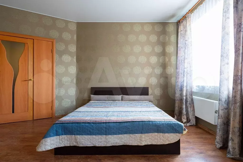 2-к. квартира, 70 м, 2/18 эт. - Фото 1
