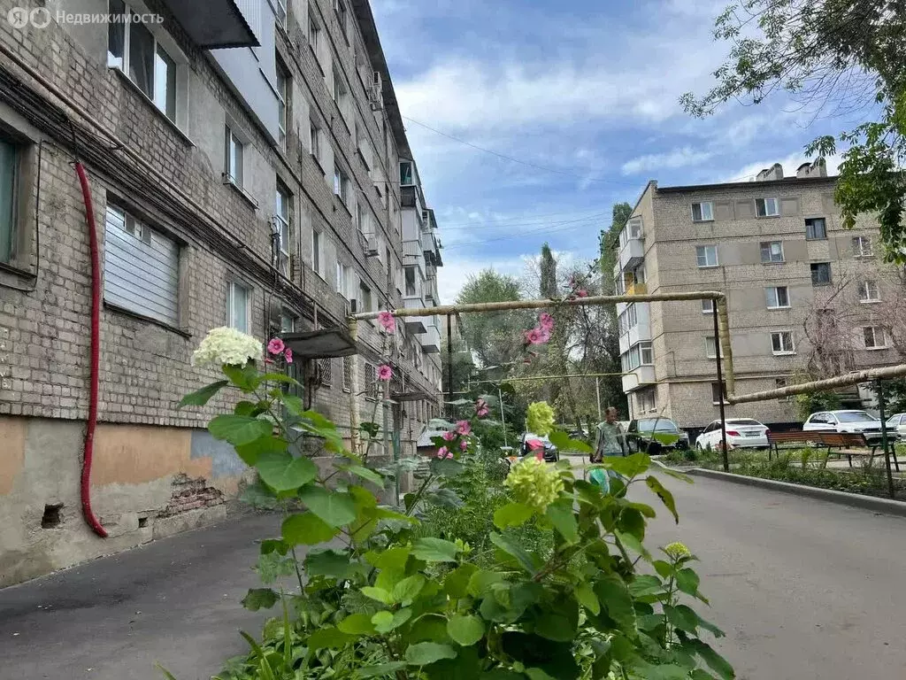 1-комнатная квартира: Саратов, улица имени А.П. Шехурдина, 54 (31.7 м) - Фото 0