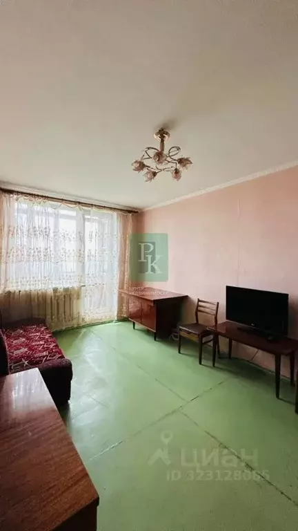 2-к кв. Севастополь просп. Генерала Острякова, 40 (42.6 м) - Фото 1