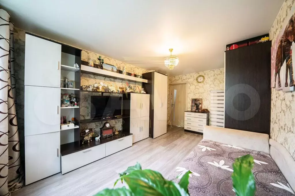 Доля в 2-к. квартире, 43,9 м, 3/5 эт. - Фото 0