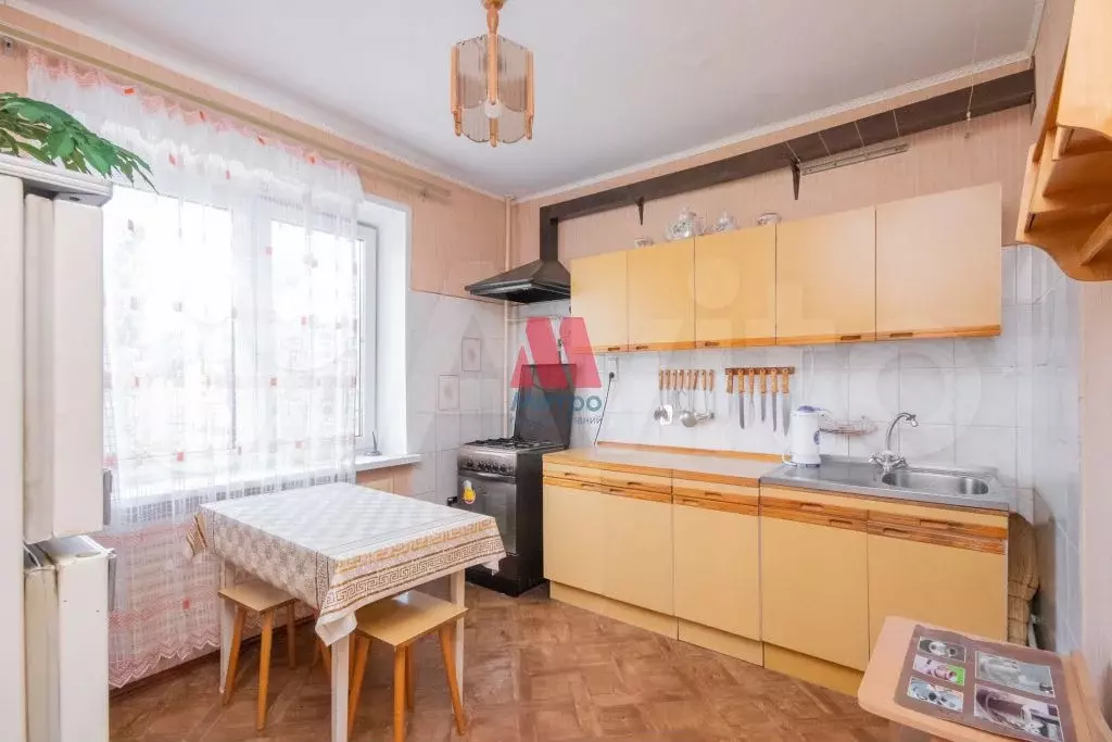 3-к. квартира, 69 м, 3/10 эт. - Фото 0