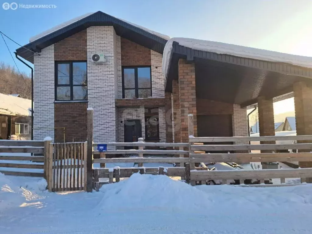 Дом в Горно-Алтайск, Подгорная улица (160 м) - Фото 1