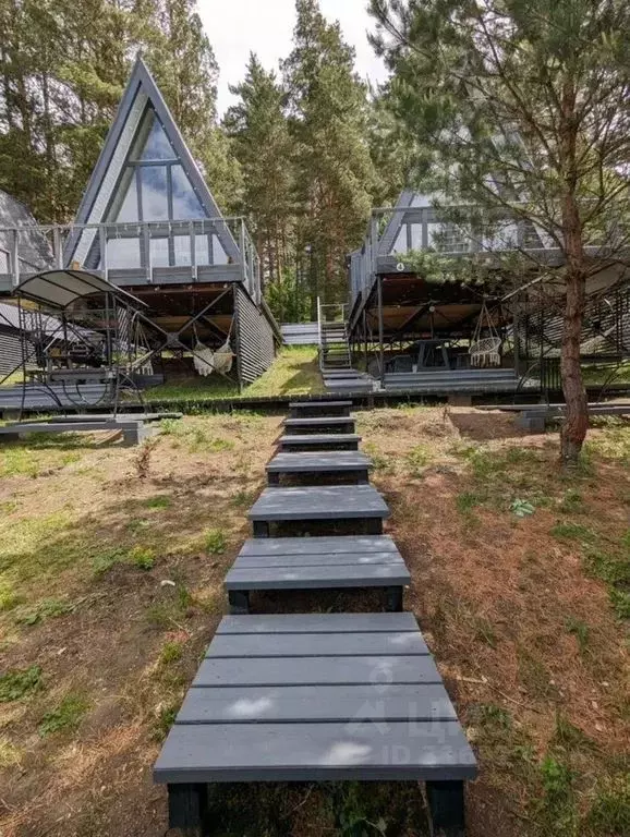 Дом в Алтай, Чемальский район, Узнезинское с/пос, с. Узнезя ул. ... - Фото 1
