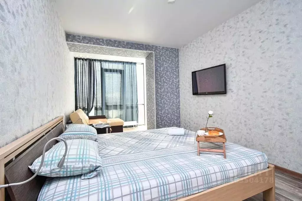 1-к кв. Красноярский край, Красноярск ул. Авиаторов, 4Д (42.0 м) - Фото 0