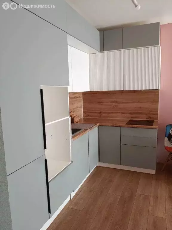 1-комнатная квартира: Екатеринбург, улица Николая Кичигина, 9 (45.8 м) - Фото 2