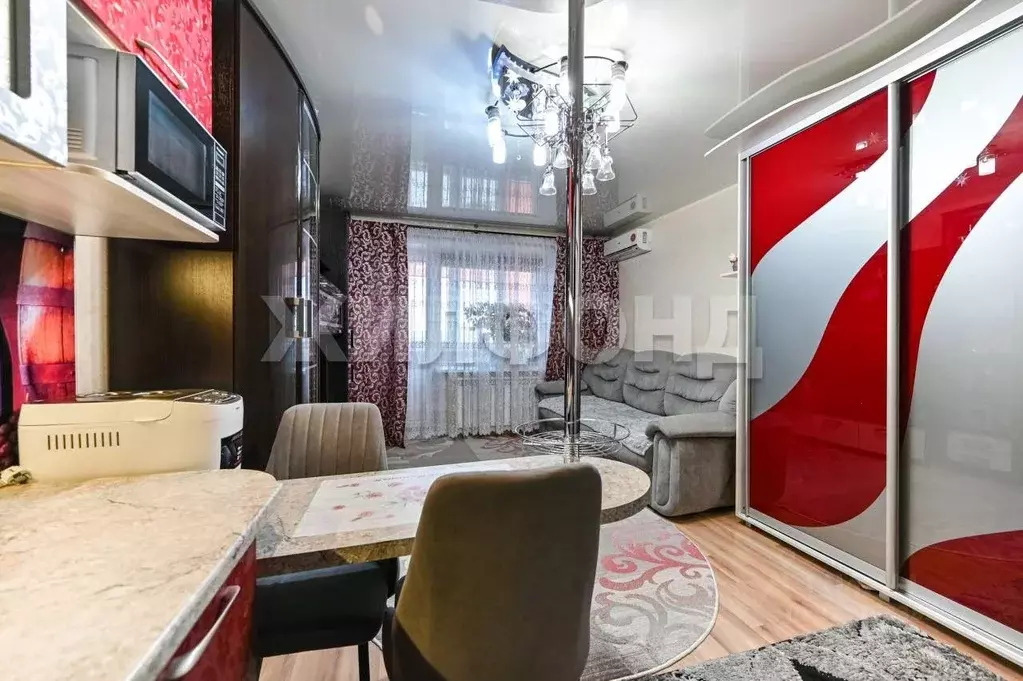 Студия Алтайский край, Барнаул ул. Эмилии Алексеевой, 65 (27.7 м) - Фото 2
