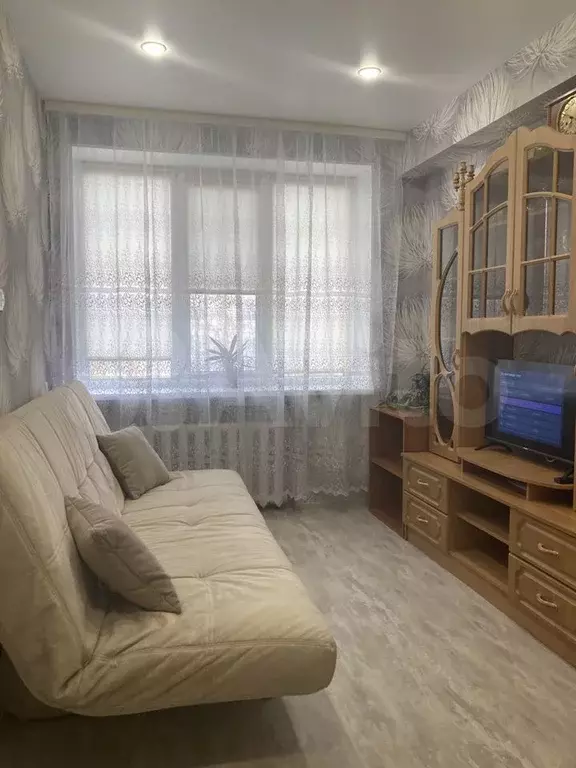 2-к. квартира, 30 м, 4/4 эт. - Фото 0