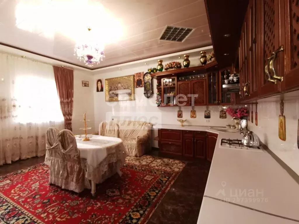 Дом в Волгоградская область, Волгоград ул. 2-я Лескова (394 м) - Фото 1