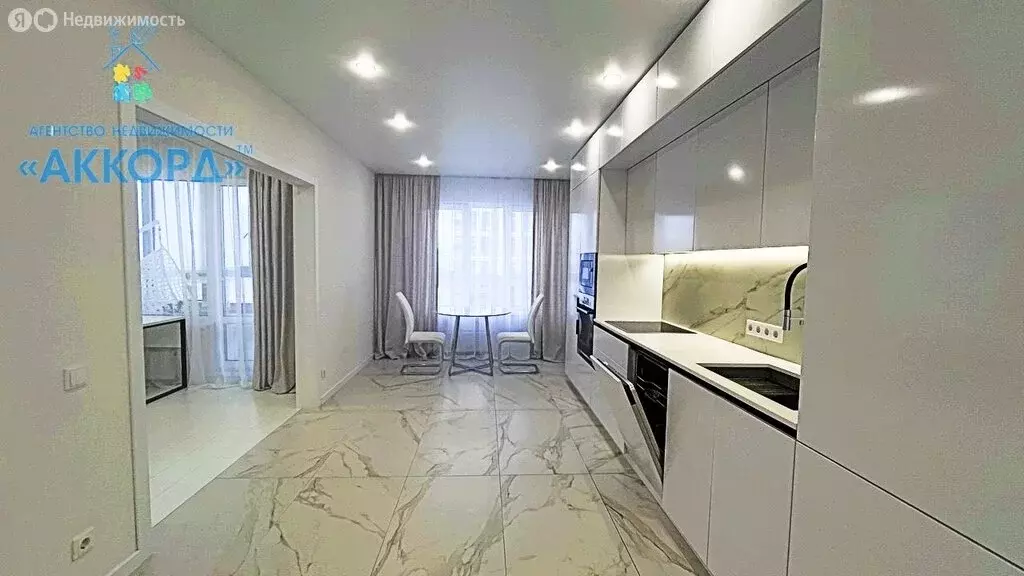 2-комнатная квартира: Барнаул, улица 280-летия Барнаула, 26 (62.4 м) - Фото 2