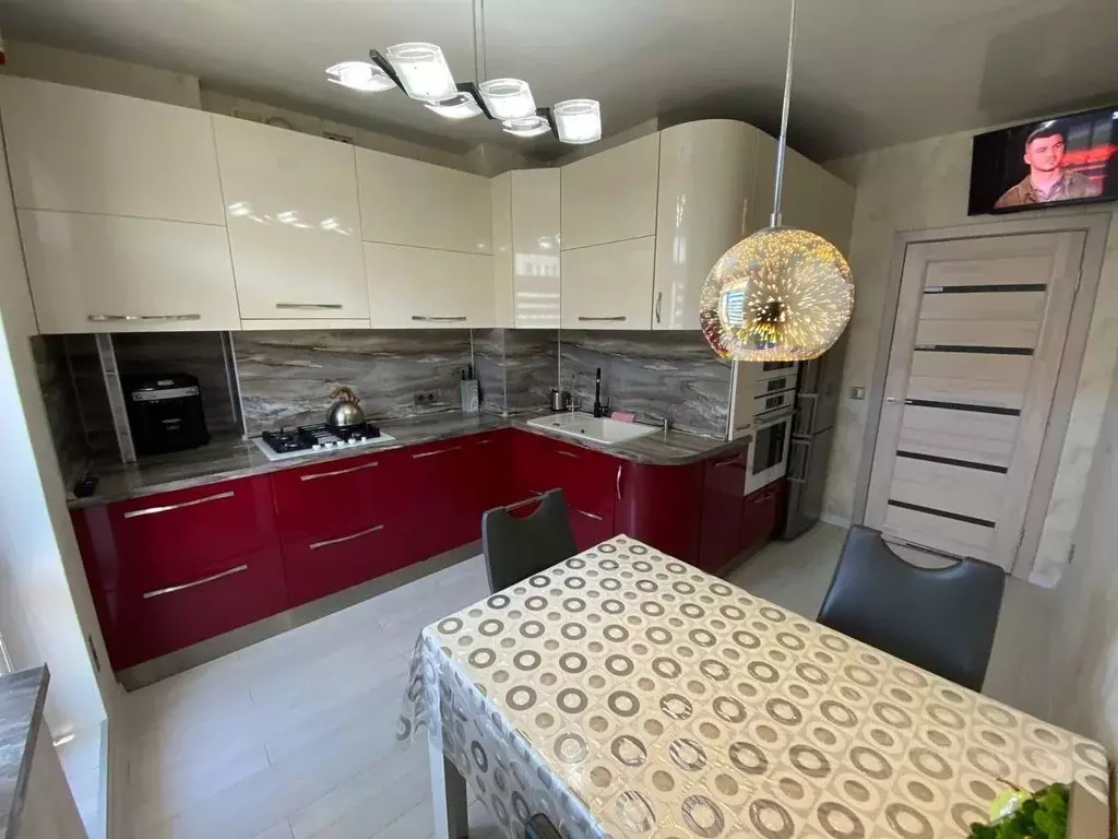 2-к кв. Калининградская область, Калининград Артиллерийская ул., 76 ... - Фото 0
