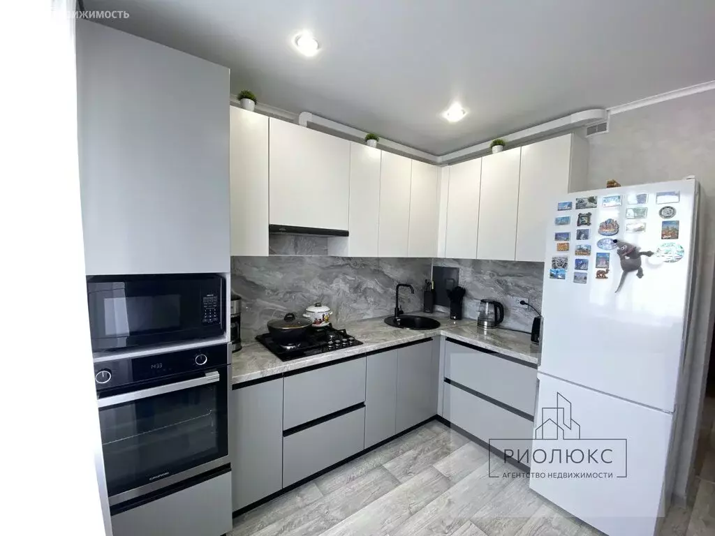 2-комнатная квартира: Магнитогорск, улица Жукова, 27 (51.7 м) - Фото 2