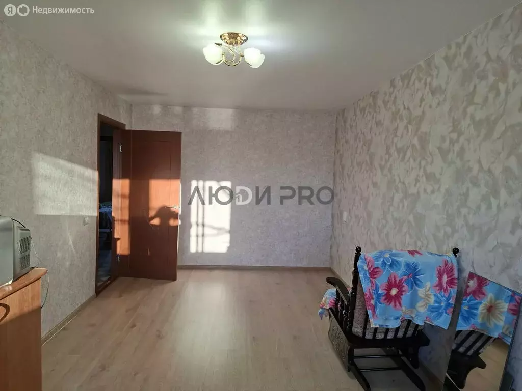 3-комнатная квартира: Сыктывкар, улица Комарова, 11 (62 м) - Фото 2