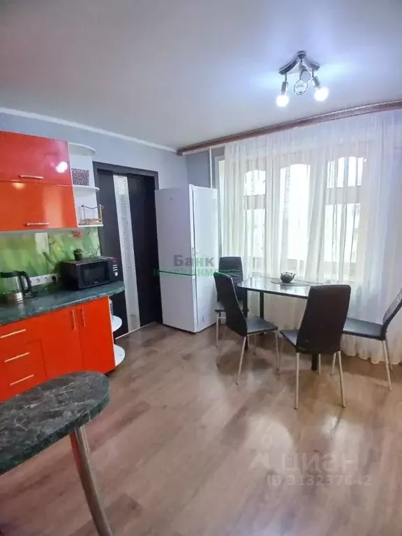 2-к кв. Саратовская область, Балаково просп. Героев, 31 (50.7 м) - Фото 0