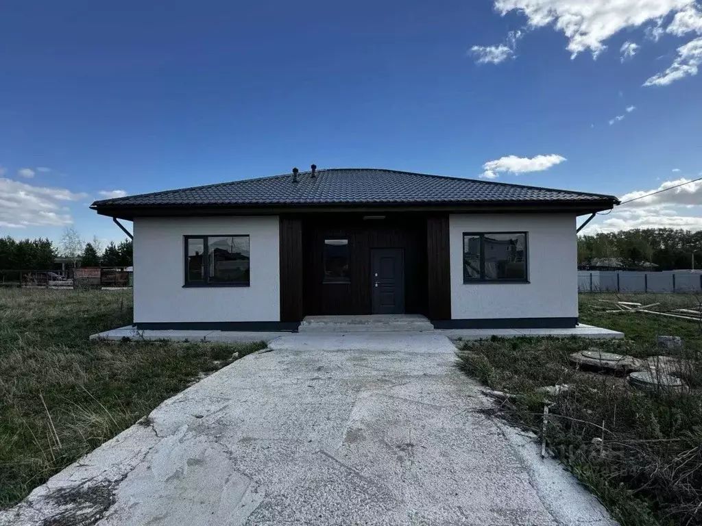 Дом в Свердловская область, Белоярский муниципальный округ, ... - Фото 1