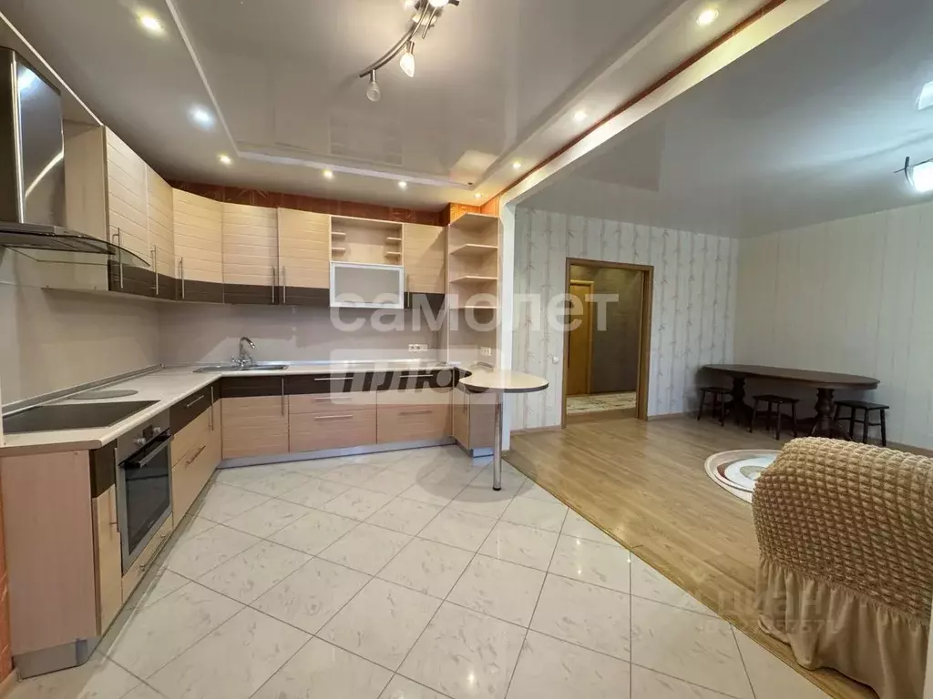 3-к кв. Омская область, Омск бул. Архитекторов, 6 (98.9 м) - Фото 2